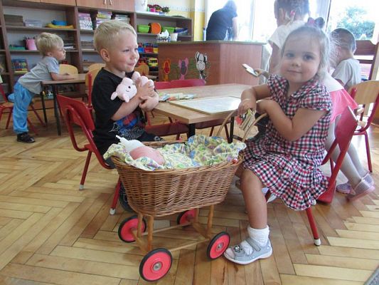 Grafika #22: Pierwsze dni w przedszkolu gr. I