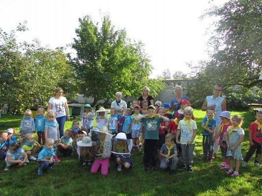 Grafika #32: 09.09.2016 Wycieczka do pasieki