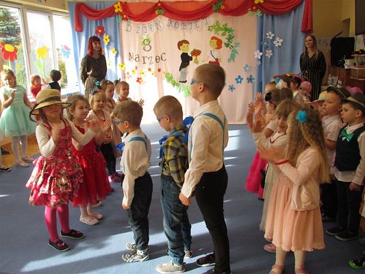 Grafika #18: 09.03.2020 Dzień Kobiet w naszym przedszkolu cz. II