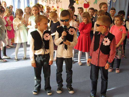 Grafika #33: 09.03.2020 Dzień Kobiet w naszym przedszkolu cz. II