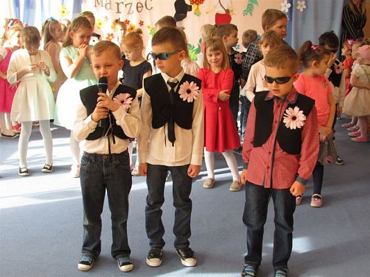 Grafika #34: 09.03.2020 Dzień Kobiet w naszym przedszkolu cz. II