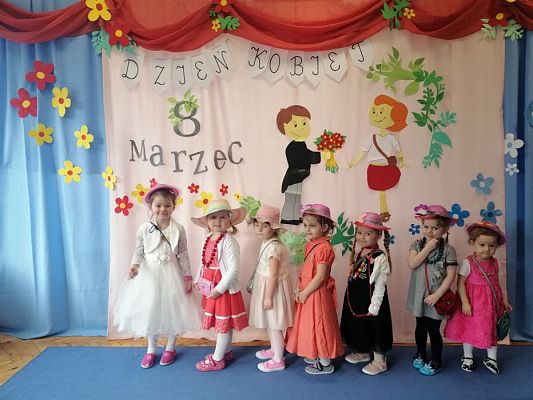 Grafika #6: 09.03.2020 Dzień Kobiet w naszym przedszkolu cz.I