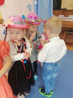 Grafika #15: 09.03.2020 Dzień Kobiet w naszym przedszkolu cz.I