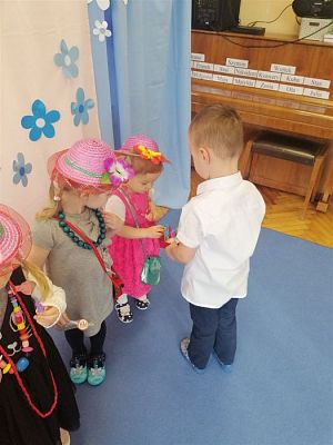 Grafika #16: 09.03.2020 Dzień Kobiet w naszym przedszkolu cz.I