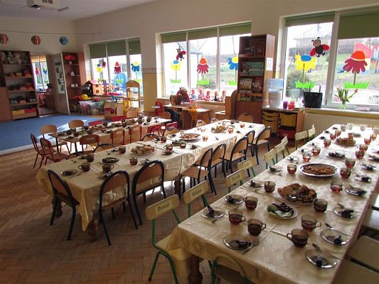 Grafika #24: 09.03.2020 Dzień Kobiet w naszym przedszkolu cz.I