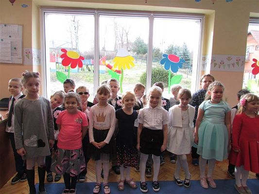 Grafika #25: 09.03.2020 Dzień Kobiet w naszym przedszkolu cz.I