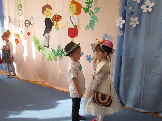 Grafika #40: 09.03.2020 Dzień Kobiet w naszym przedszkolu cz.I