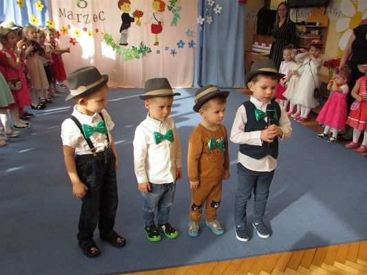 Grafika #53: 09.03.2020 Dzień Kobiet w naszym przedszkolu cz.I