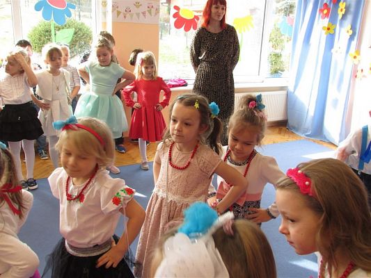 Grafika #64: 09.03.2020 Dzień Kobiet w naszym przedszkolu cz.I