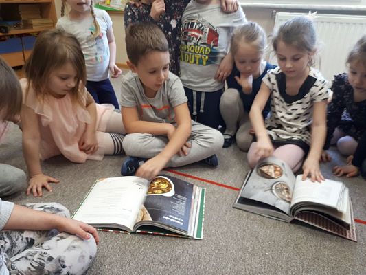 Grafika #23: 20.02.2020 Tłusty czwartek