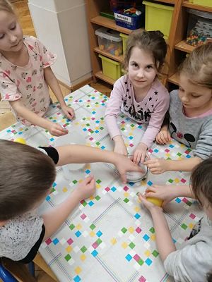 Grafika #36: 20.02.2020 Tłusty czwartek