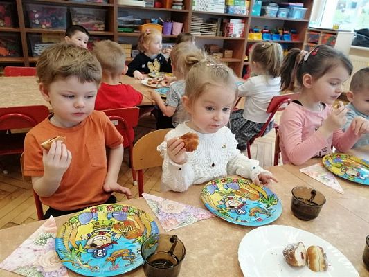 Grafika #68: 20.02.2020 Tłusty czwartek