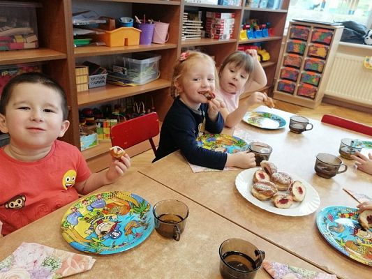 Grafika #70: 20.02.2020 Tłusty czwartek