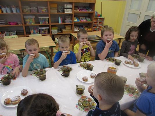 Grafika #75: 20.02.2020 Tłusty czwartek