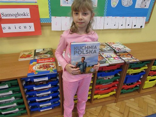 Grafika #5: 20.02.2020 Poznajemy książkę kucharską - gr III