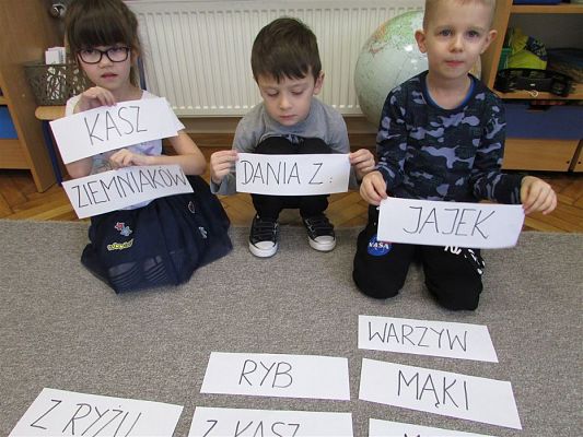 Grafika #36: 20.02.2020 Poznajemy książkę kucharską - gr III