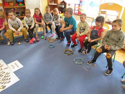 Grafika #2: 18.02.2020 Poznajemy instrumenty muzyczne - gr.III