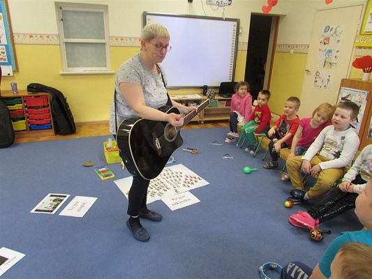 Grafika #5: 18.02.2020 Poznajemy instrumenty muzyczne - gr.III