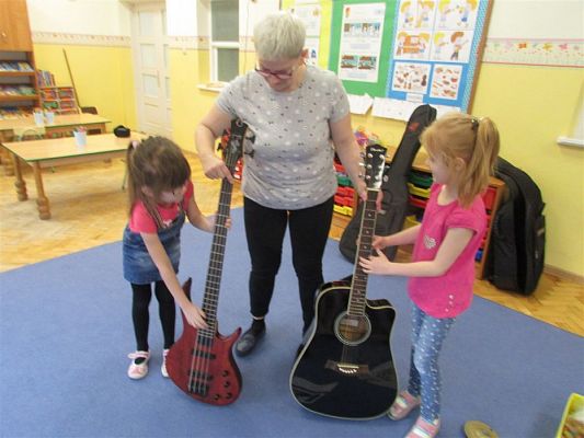 Grafika #8: 18.02.2020 Poznajemy instrumenty muzyczne - gr.III