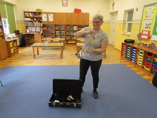 Grafika #14: 18.02.2020 Poznajemy instrumenty muzyczne - gr.III