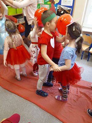 Grafika #19: 14.02.2020 Walentynki - Dzień Przyjaźni cz.II