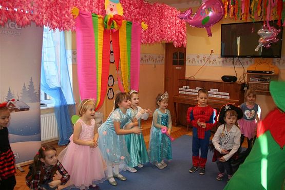 Grafika #13: 07.02.2020 Bal karnawałowy cz.I