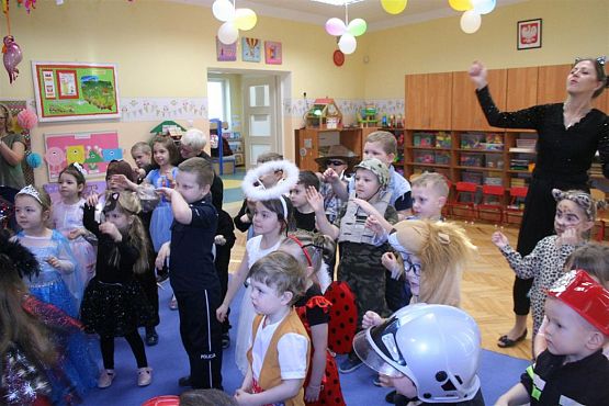 Grafika #22: 07.02.2020 Bal karnawałowy cz.I