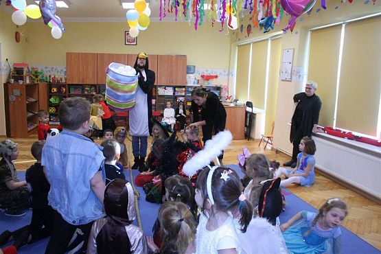 Grafika #44: 07.02.2020 Bal karnawałowy cz.I