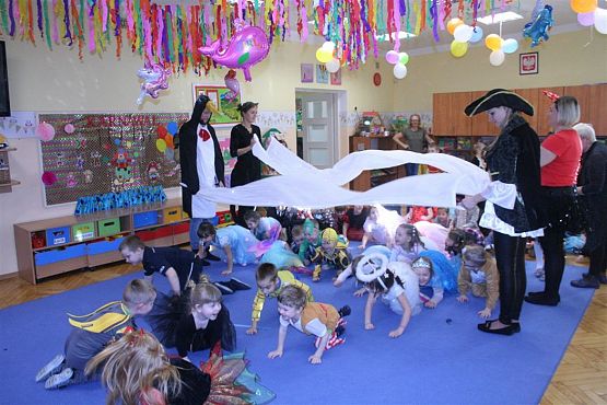 Grafika #65: 07.02.2020 Bal karnawałowy cz.I