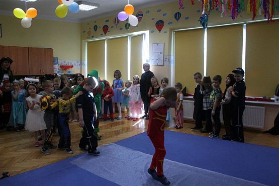 Grafika #71: 07.02.2020 Bal karnawałowy cz.I