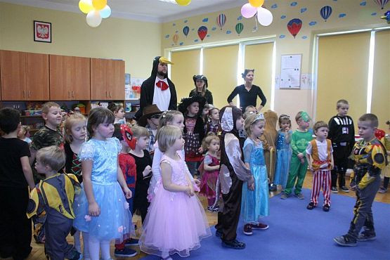 Grafika #76: 07.02.2020 Bal karnawałowy cz.I