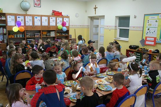 Grafika #81: 07.02.2020 Bal karnawałowy cz.I