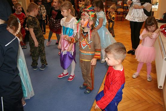 Grafika #94: 07.02.2020 Bal karnawałowy cz.I