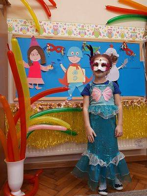 Grafika #0: 07.02.2020 Nasze stroje na bal