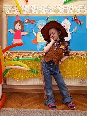 Grafika #19: 07.02.2020 Nasze stroje na bal