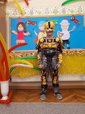 Grafika #32: 07.02.2020 Nasze stroje na bal