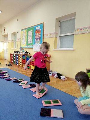 Grafika #2: Ferie zimowe na wesoło