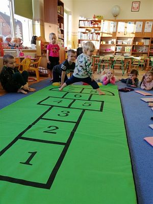 Grafika #19: Ferie zimowe na wesoło