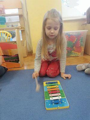 Grafika #28: Ferie zimowe na wesoło