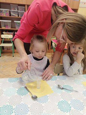 Grafika #29: Ferie zimowe na wesoło