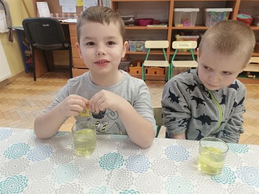 Grafika #35: Ferie zimowe na wesoło