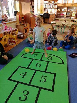 Grafika #39: Ferie zimowe na wesoło