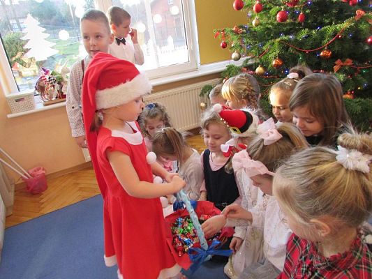 Grafika #13: 20.12.2019 Wigilia przedszkolna