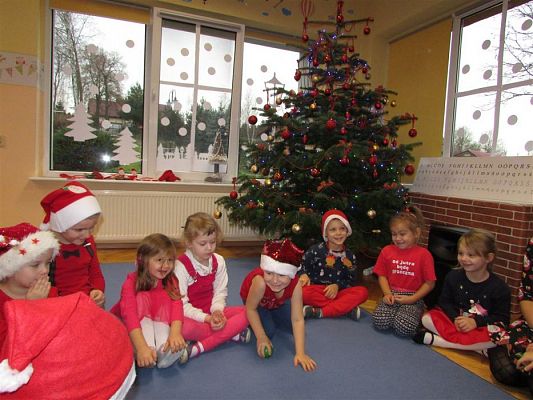 Grafika #24: 06.12.2019 Mikołajki