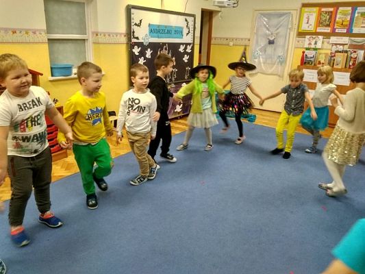 Grafika #3: 29.11.2019 Andrzejki gr III