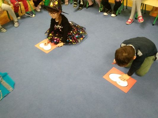 Grafika #7: 29.11.2019 Andrzejki gr III