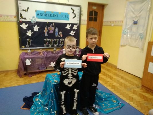 Grafika #18: 29.11.2019 Andrzejki gr III