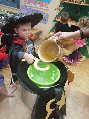 Grafika #2: 29.11.2019 Andrzejki gr I