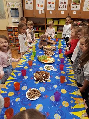 Grafika #7: 25.11.2019 Dzień Pluszowego Misia