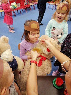 Grafika #33: 25.11.2019 Dzień Pluszowego Misia